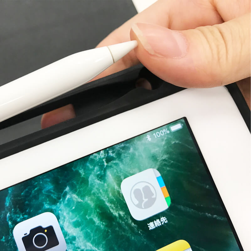 iPad Pro 9.7inch/iPad 2018 9.7inch Apple Pencil収納付きフラップケース ブラック
