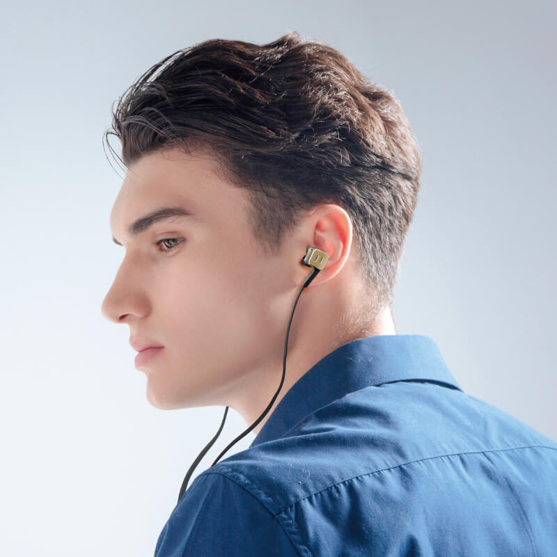 Iphone スマートフォン イヤフォン ボリューム マイク付 極の音域 Square スクエア ピンクゴールド スマホ タブレット アクセサリー総合メーカーmsソリューションズ