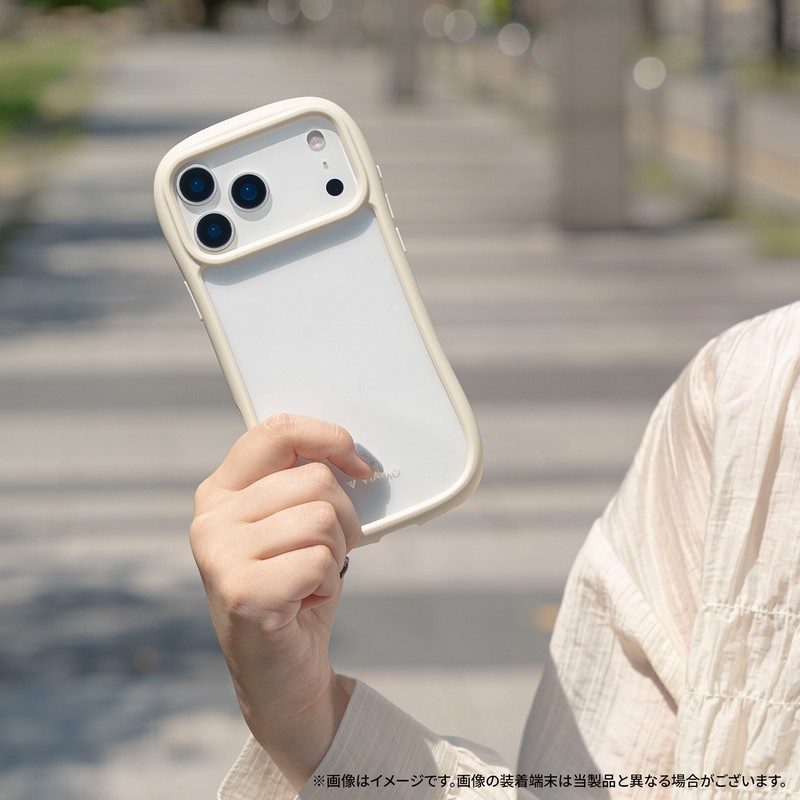 iPhone Air 耐傷・耐衝撃ハイブリッドケース 「ViAMO freely」 ミルク